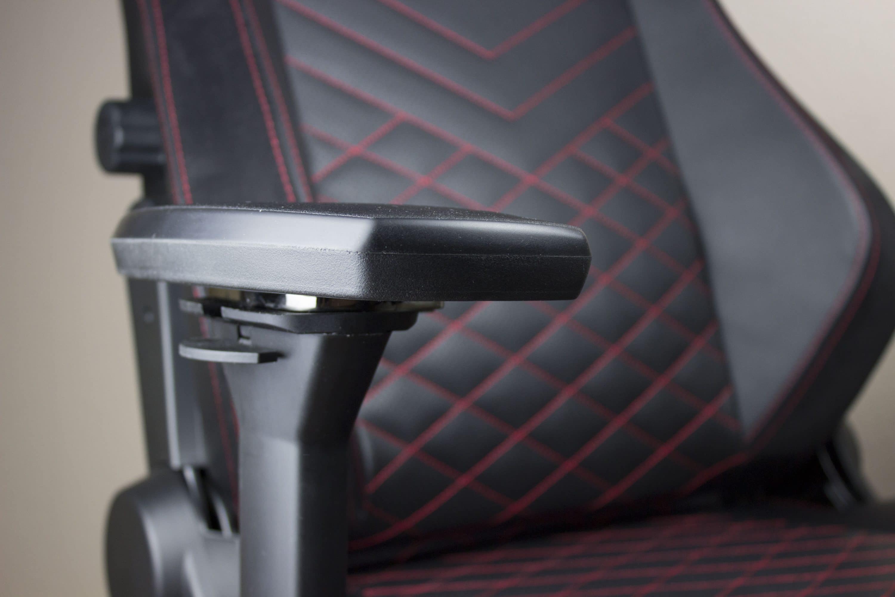 noblechairs HERO Test Der neue Thron unter den GamingStühlen?