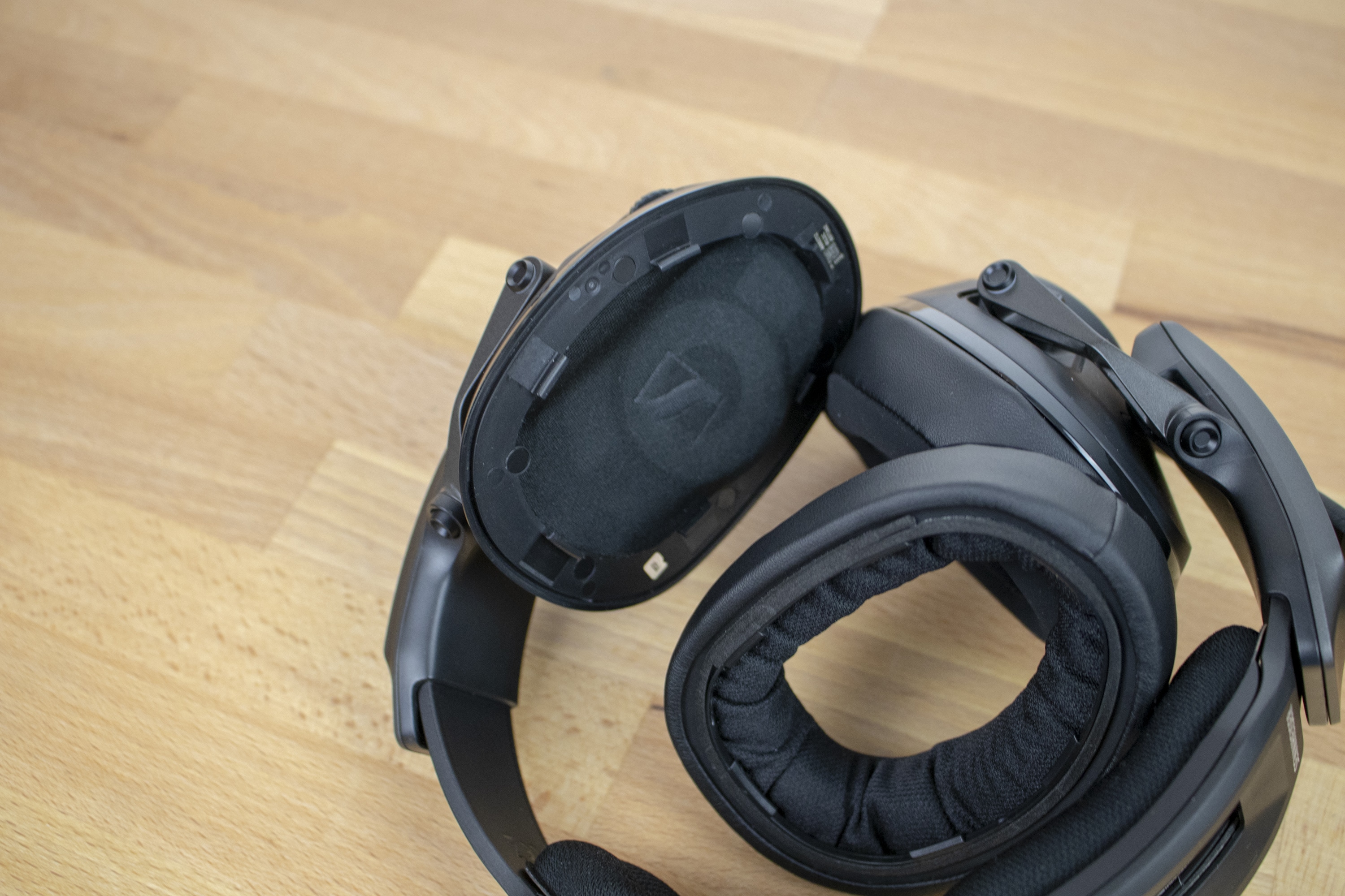 Sennheiser GSP 670 Wireless Gaming Headset Review