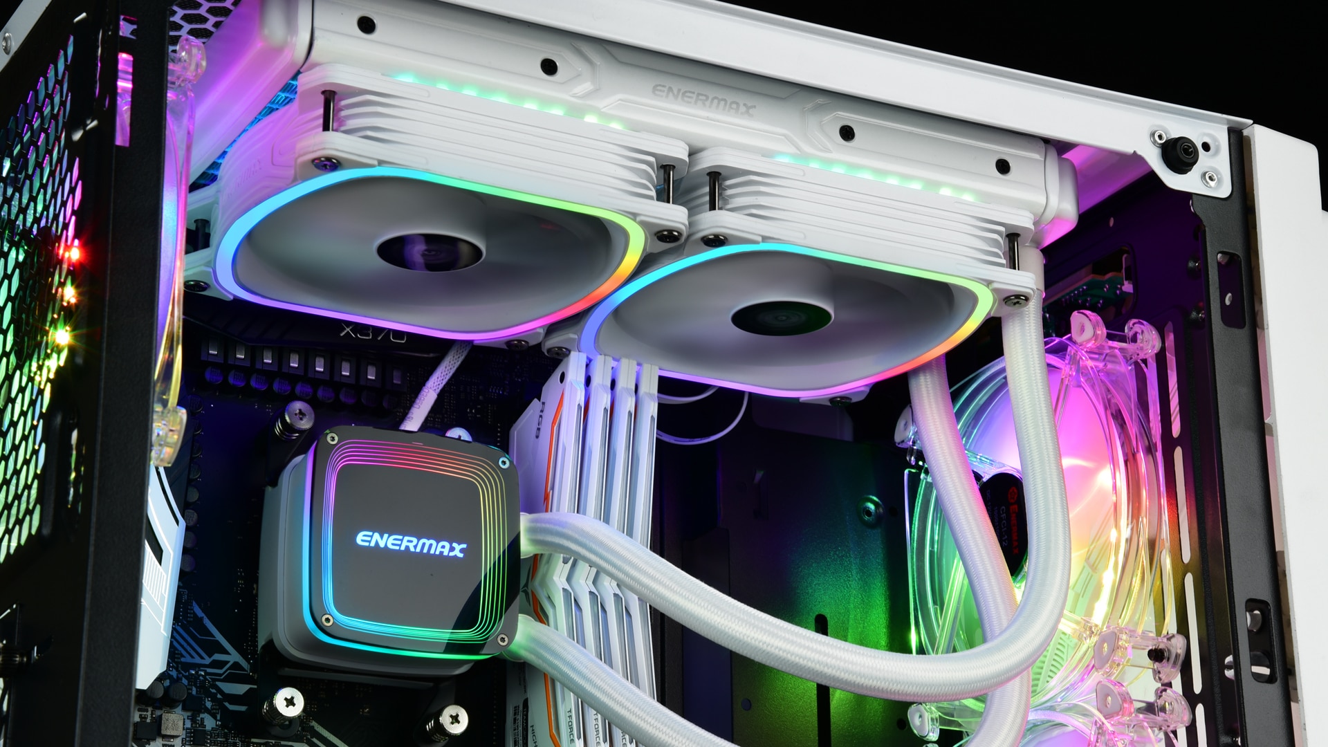 Enermax Aquafusion 240 White AllinOne CPUWasserkühler mit RGB