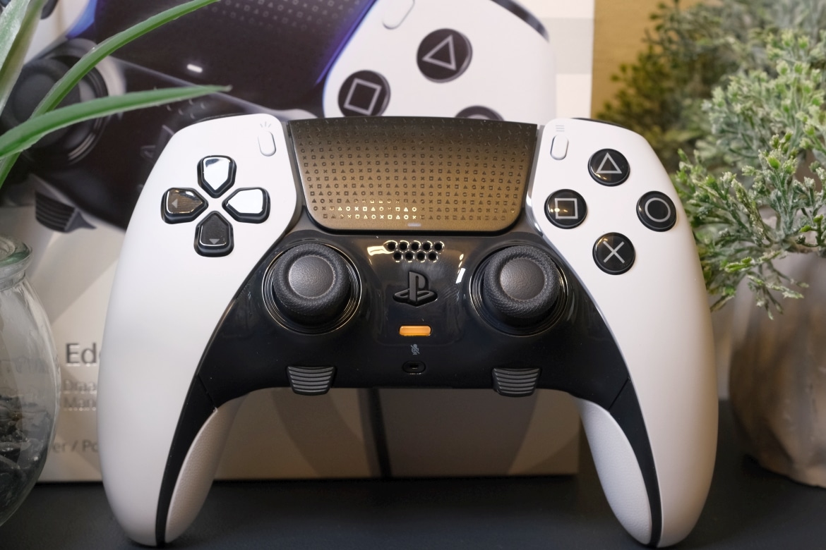 Sony DualSense Edge review Great pro controller with weak battery life