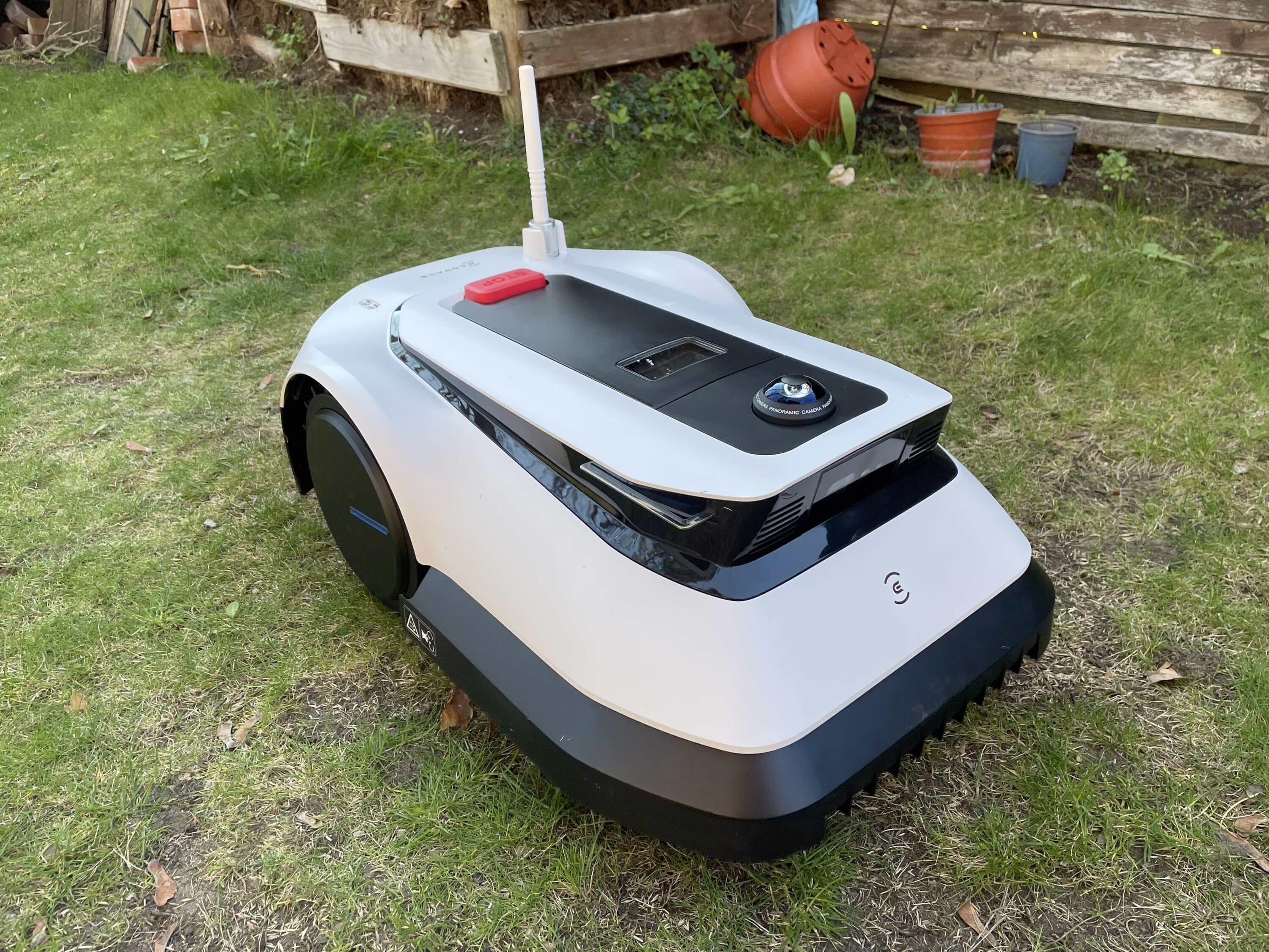 Ecovacs Goat G1 Test: Revolution of the robotic mower?