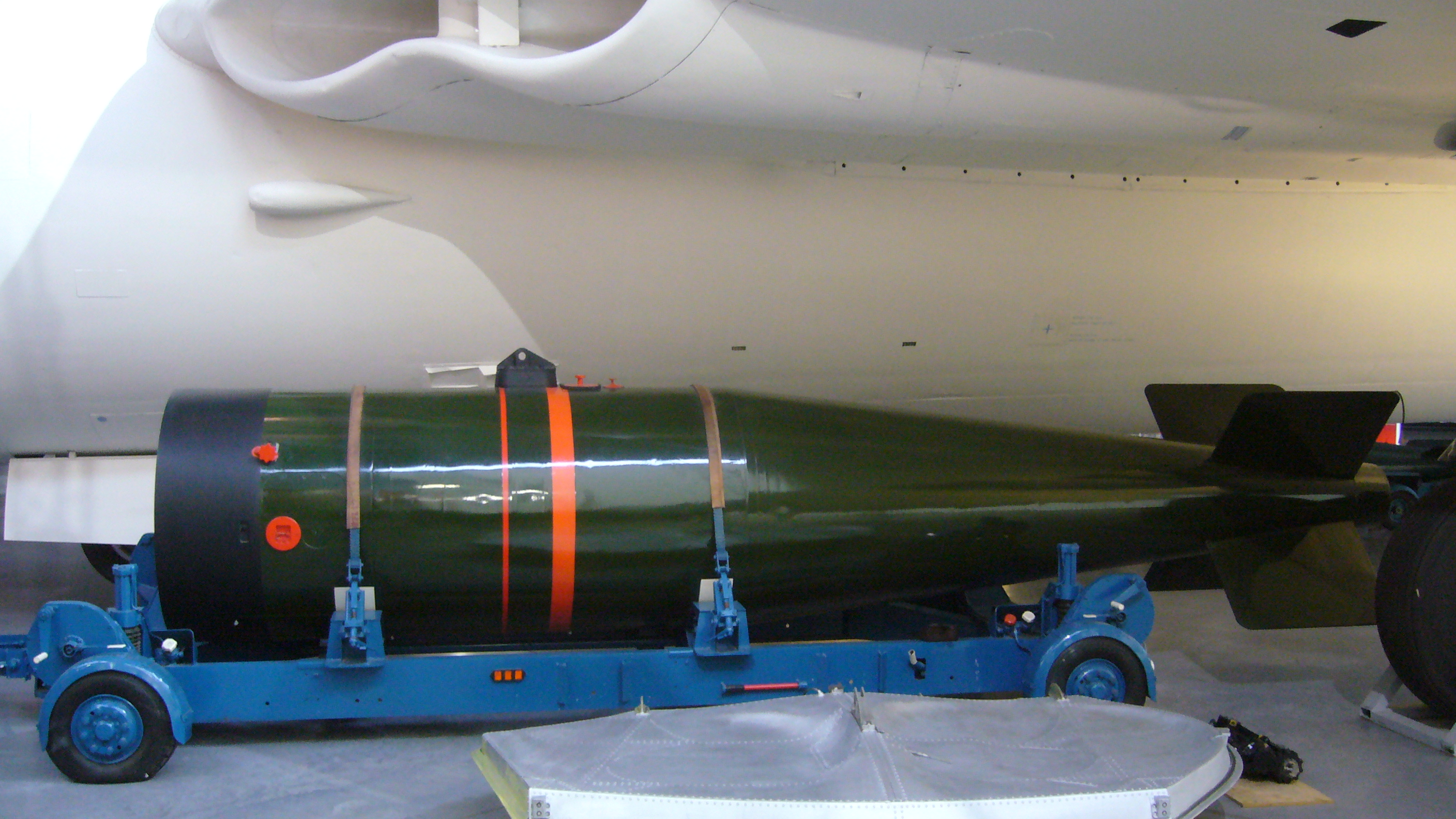 Report A History of the United Kingdom's WE 177 Nuclear Weapons