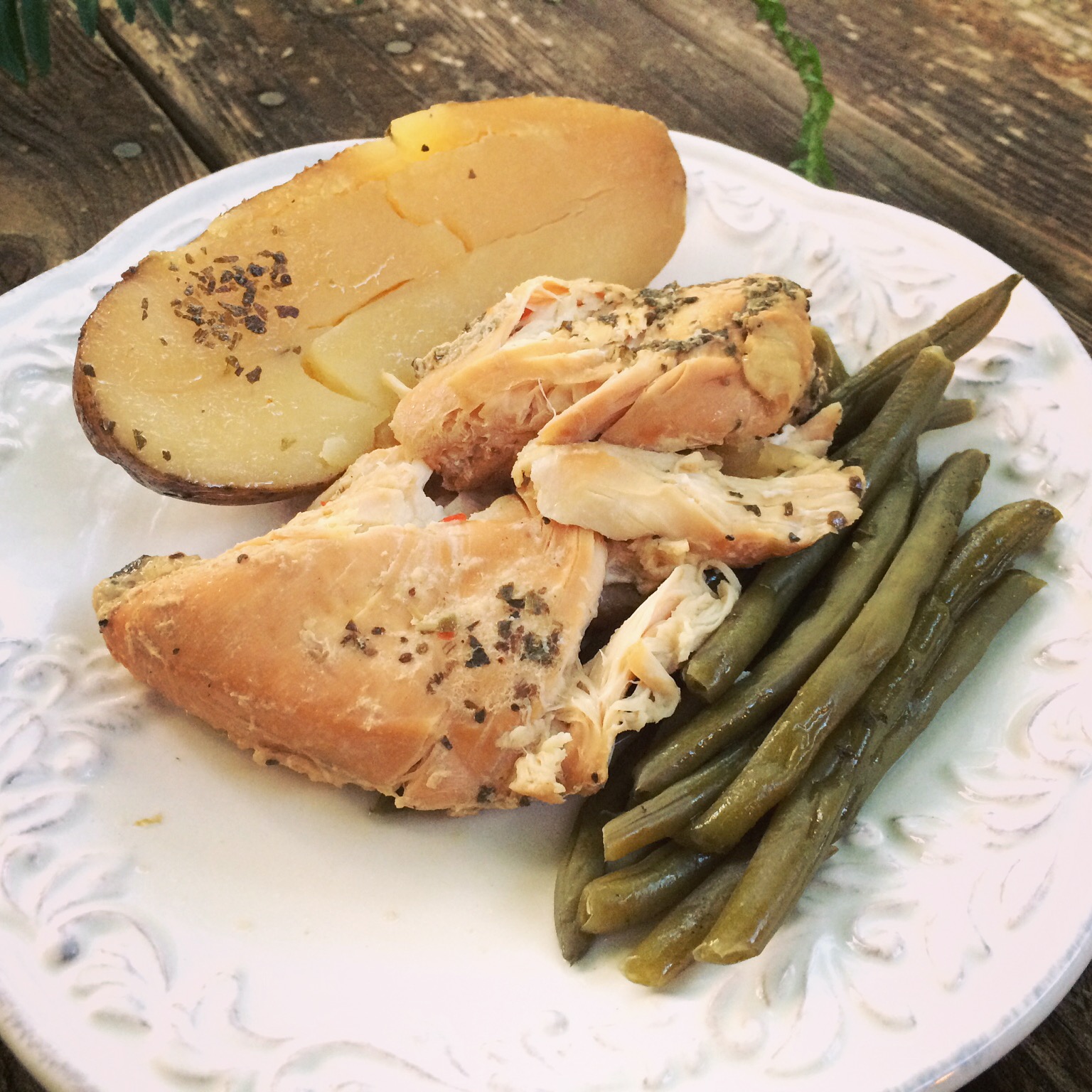 Zesty Slow Cooker Chicken, Green Beans and Potatoes Basilmomma