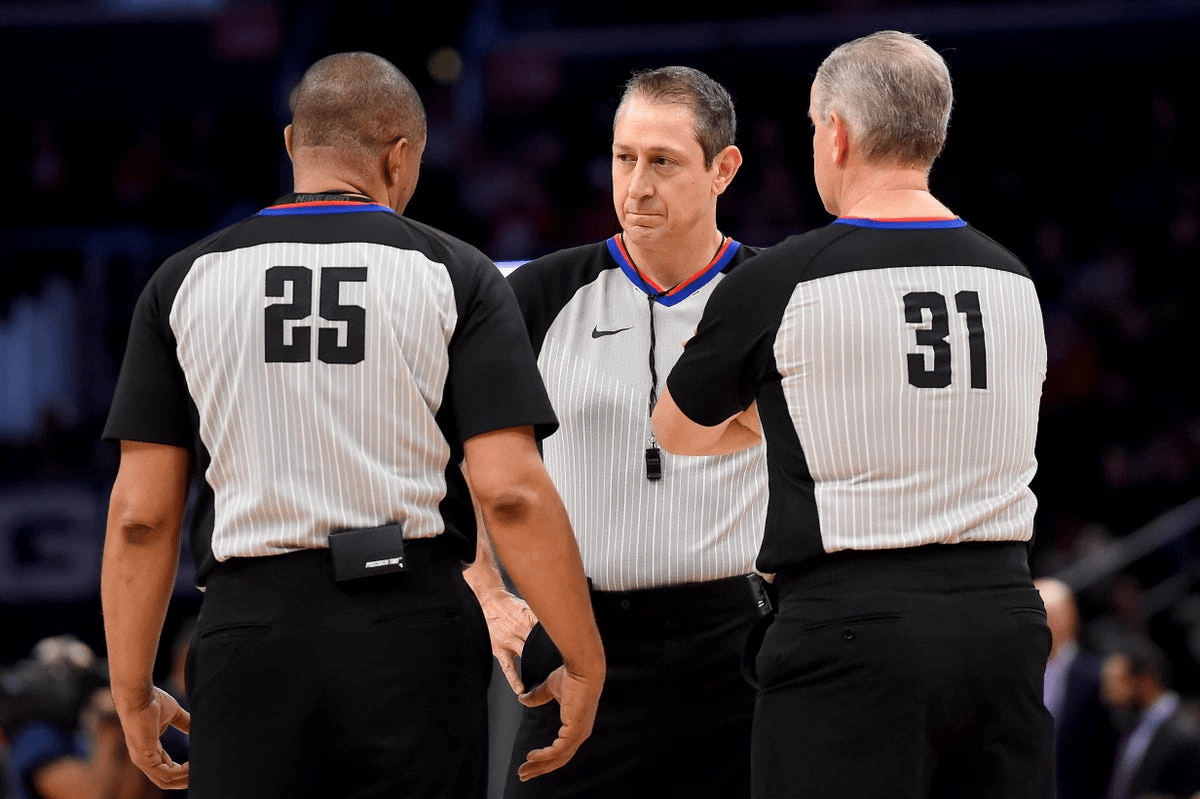 How are NBA referees reviewed? Basketball Noise