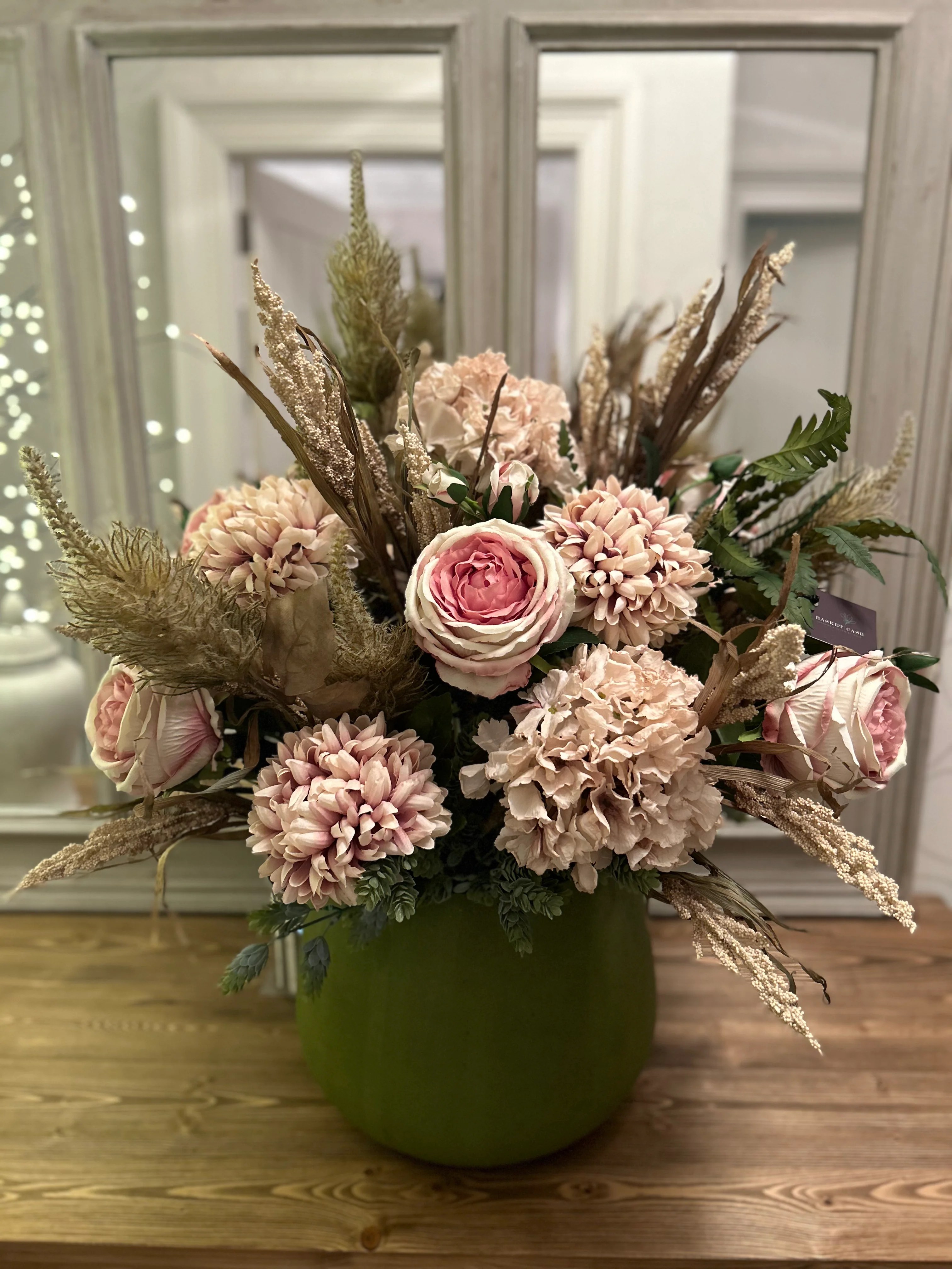 Luxury Green Vase Display Basket Case Flowers