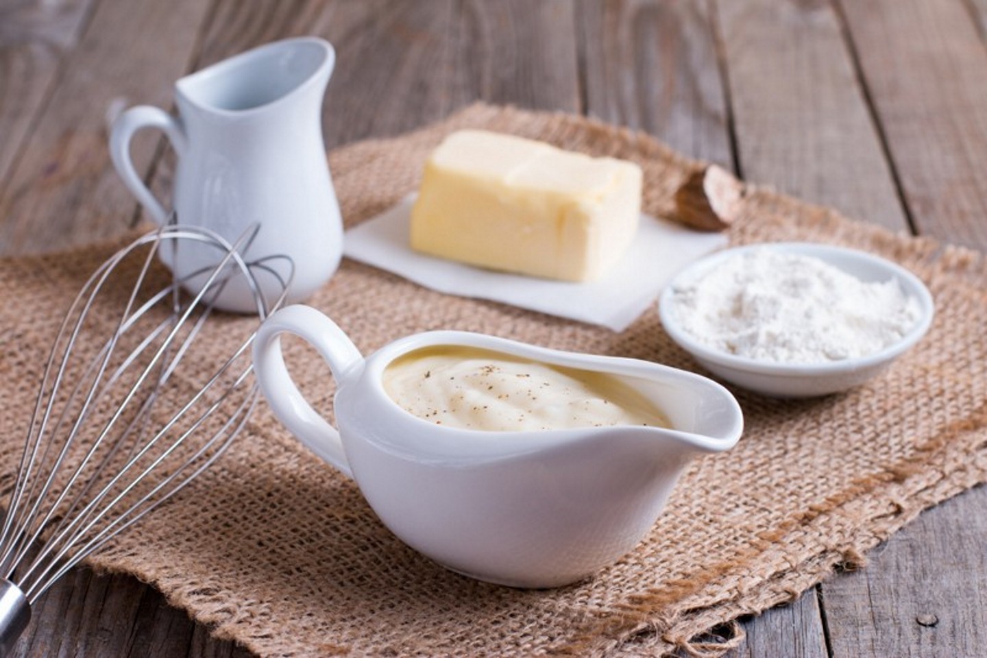 Receta de salsa bechamel fácil, perfecta y sin grumos