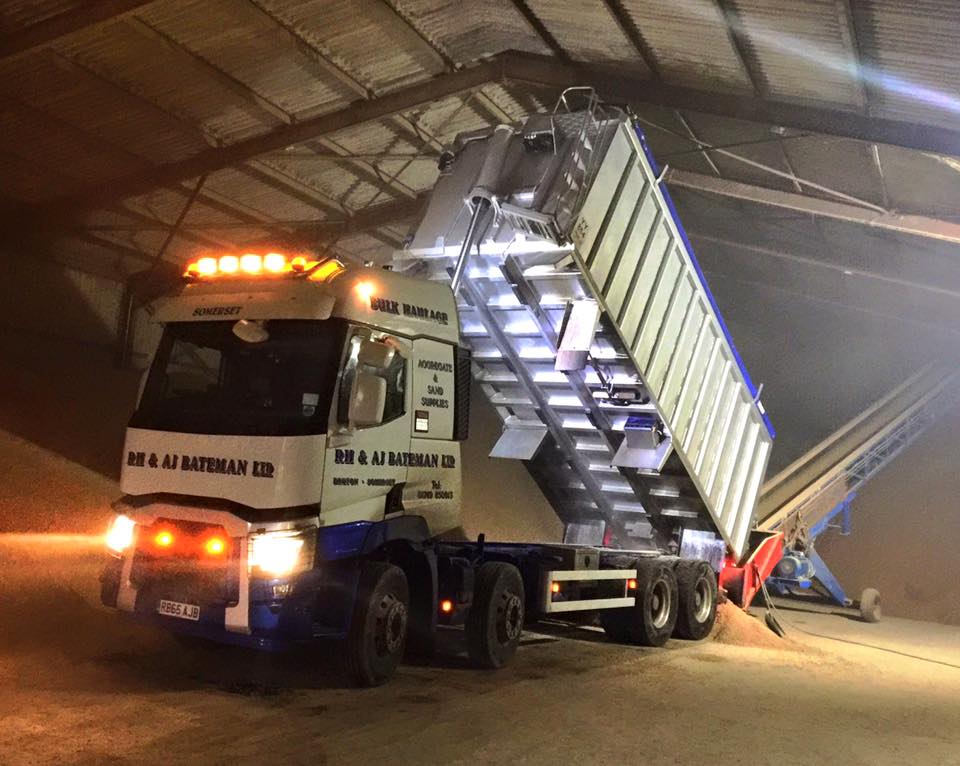 Animal Feed/ Bulk Blower Haulage RH & AJ Bateman Ltd