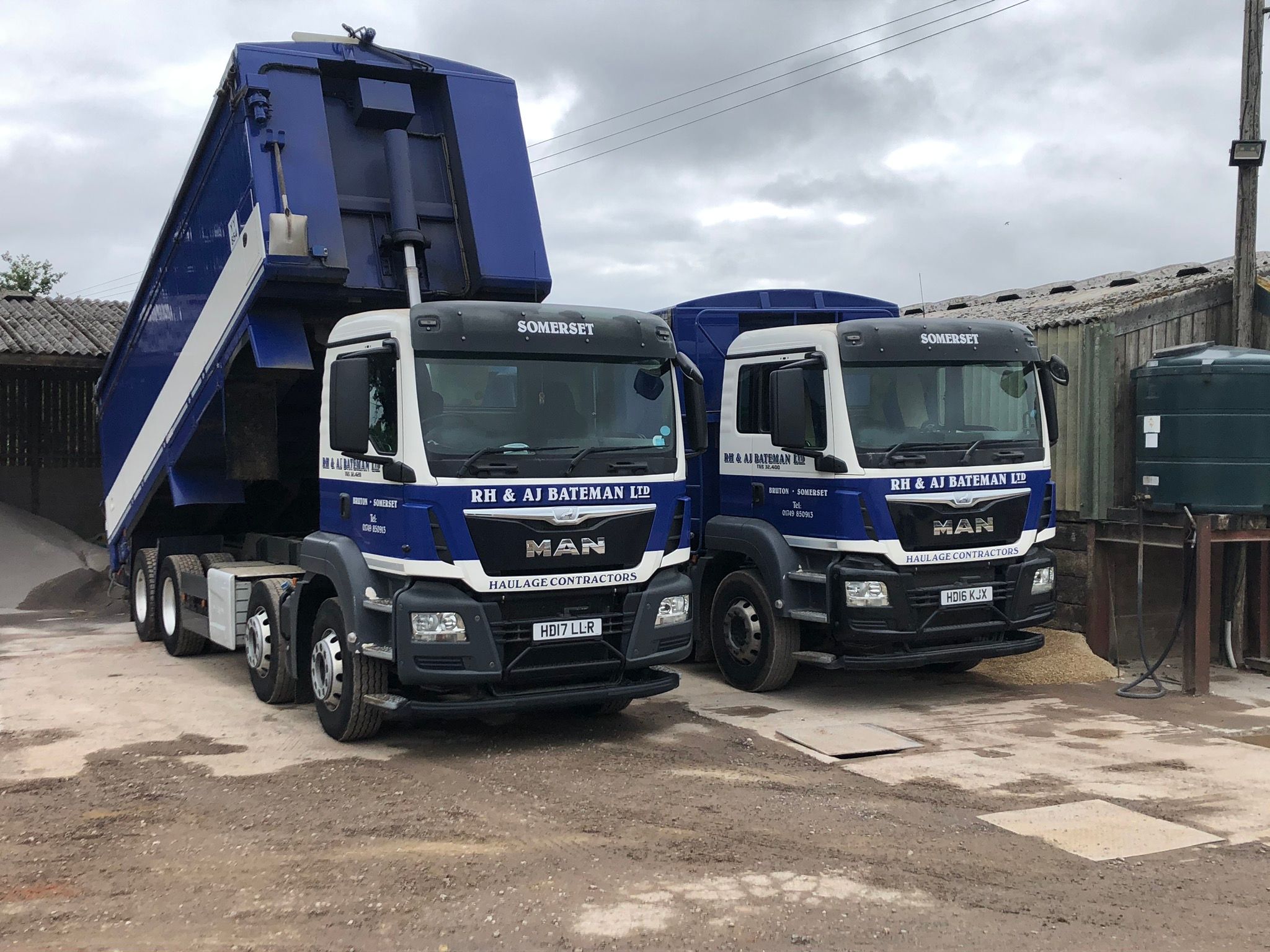 Animal Feed/ Bulk Blower Haulage RH & AJ Bateman Ltd