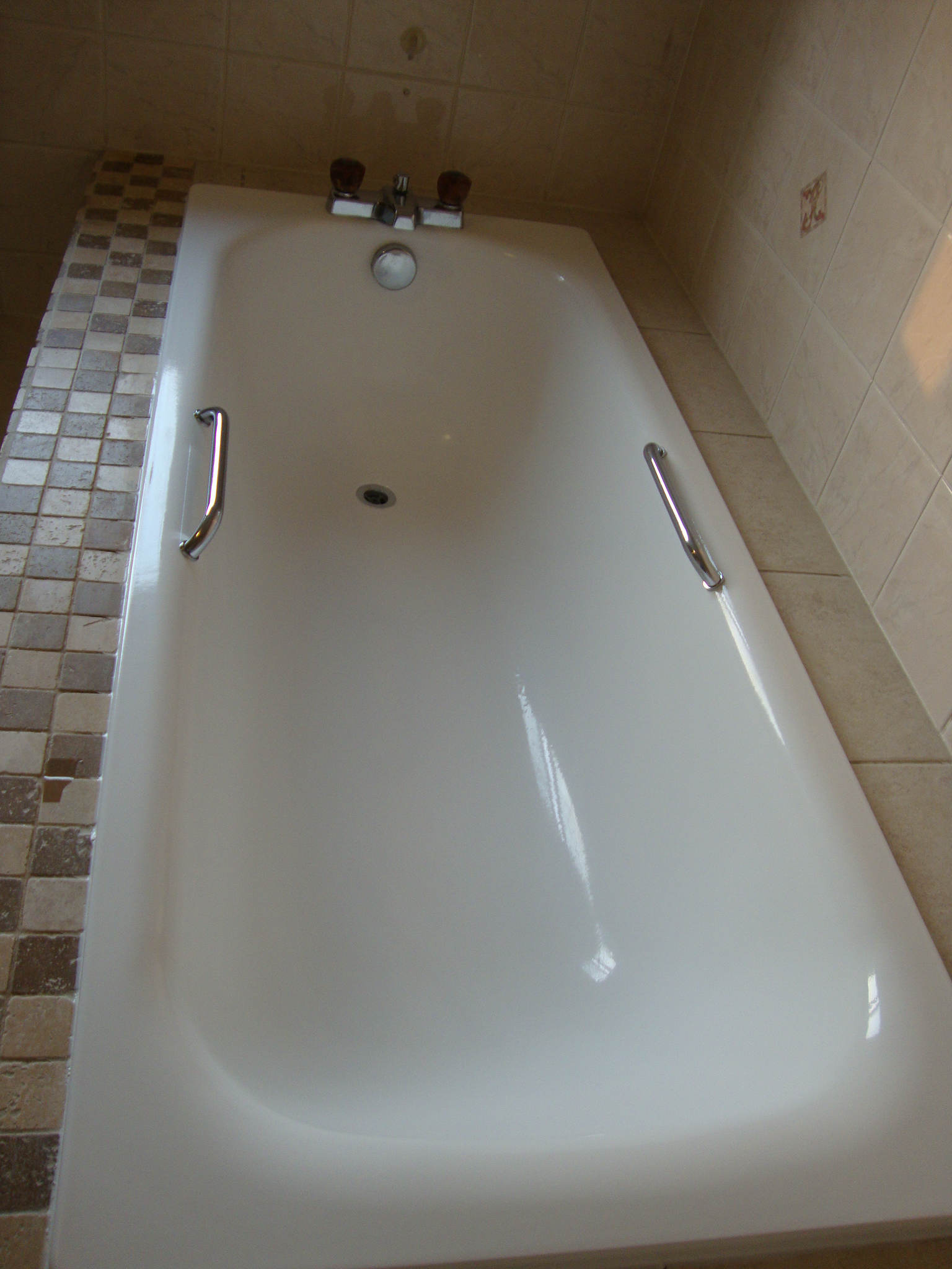 Is It Worth Re Enamelling A Bath Bath ReEnamelling Examples