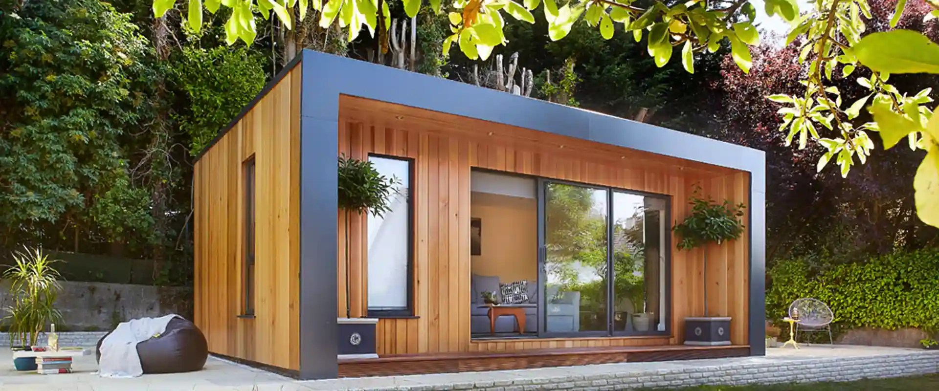 Prefabricated Backyard Office Modular Work Pod Solutions