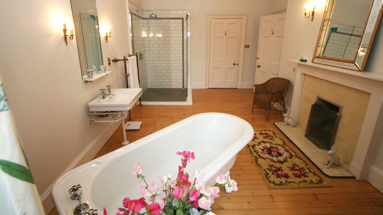 Varieties of Fitting Options for Bathrooms Now Available in Manchester