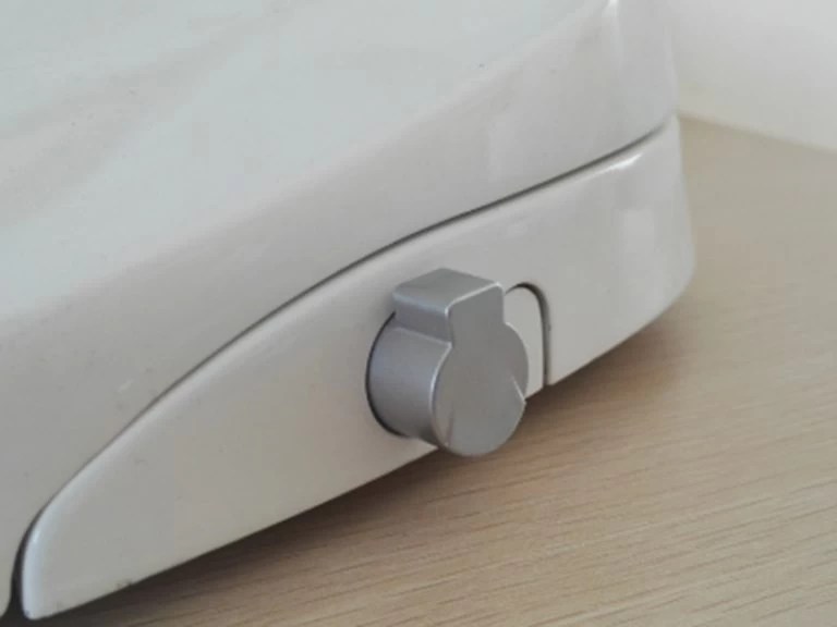 D shape Manual Bidet Seat Professional Bathroomware Bathware Pro