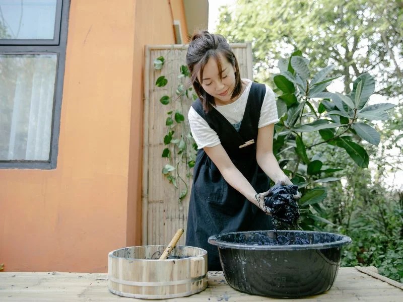 Will Fabric Dye Stain Stainless Steel? And How To Fix It?