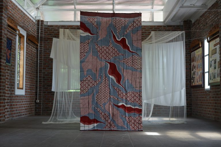 Pario Batik Thaisilk Shibotik OR00149 Merah Rumah Batik Komar