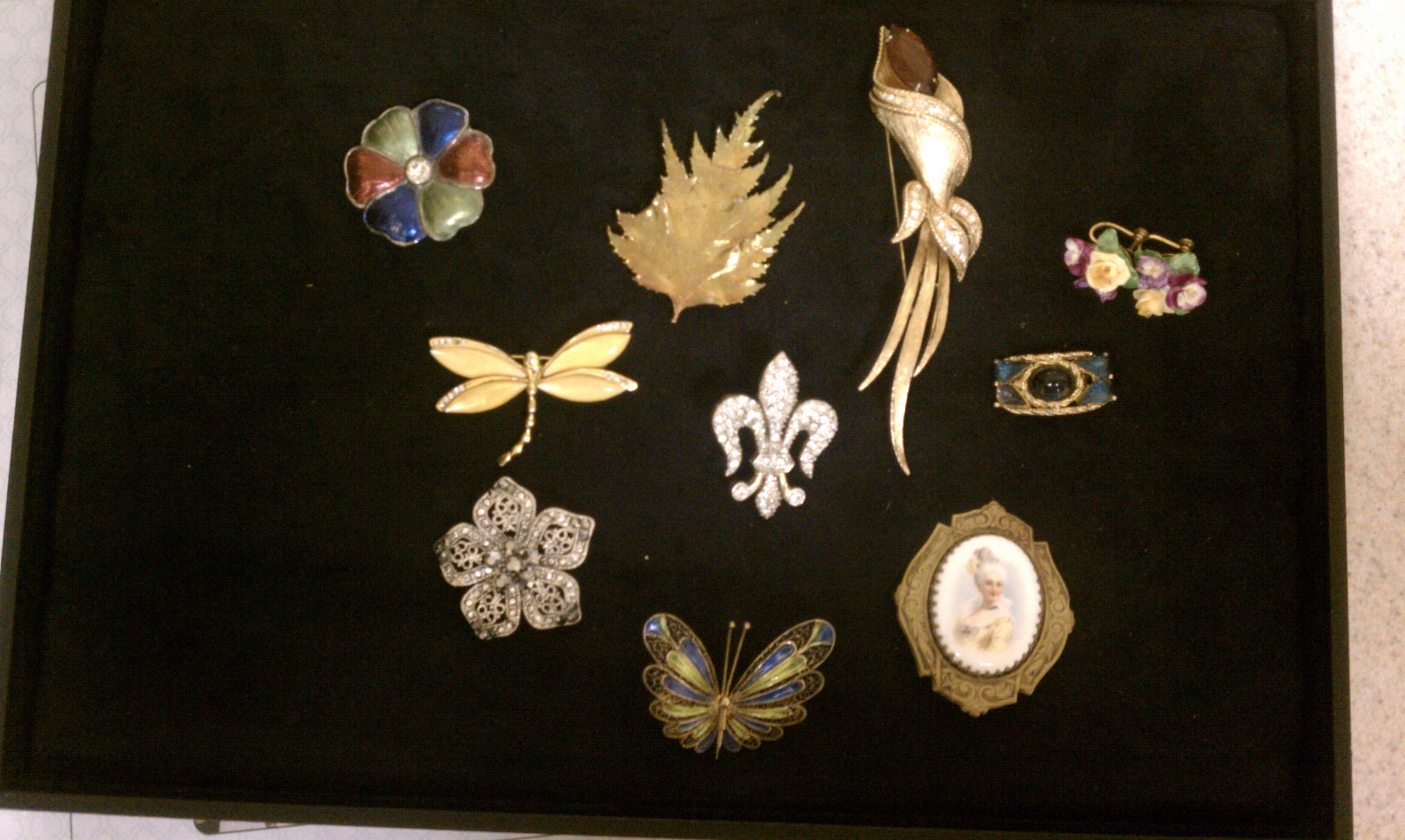 Costume Jewelry Antique and Vintage Costume Jewelry Gold & Silver of