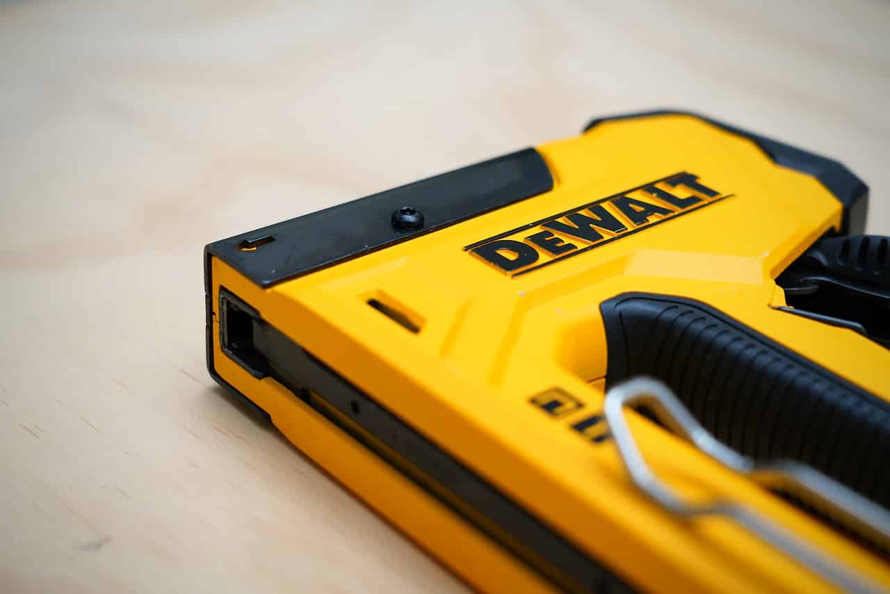 How Do You Tell If You Have Fake Dewalt Batteries Battery Tools