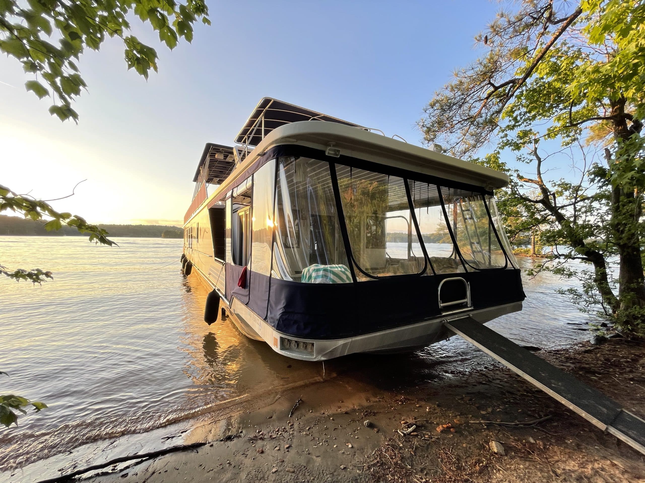 The Kitchens Power Houseboat Life with Battle Born Batteries