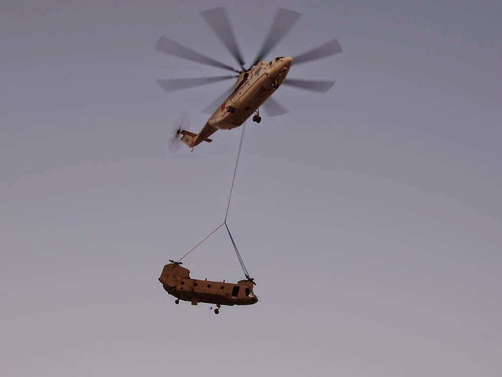 Mi26 vs CH47 Battle Machines