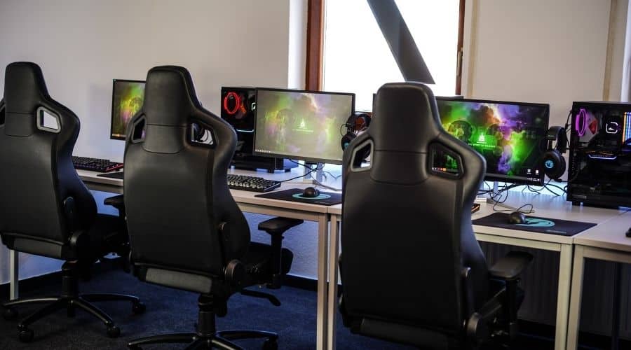 The 5 Best Gaming Chairs To Sit In For Long Hours At A Time