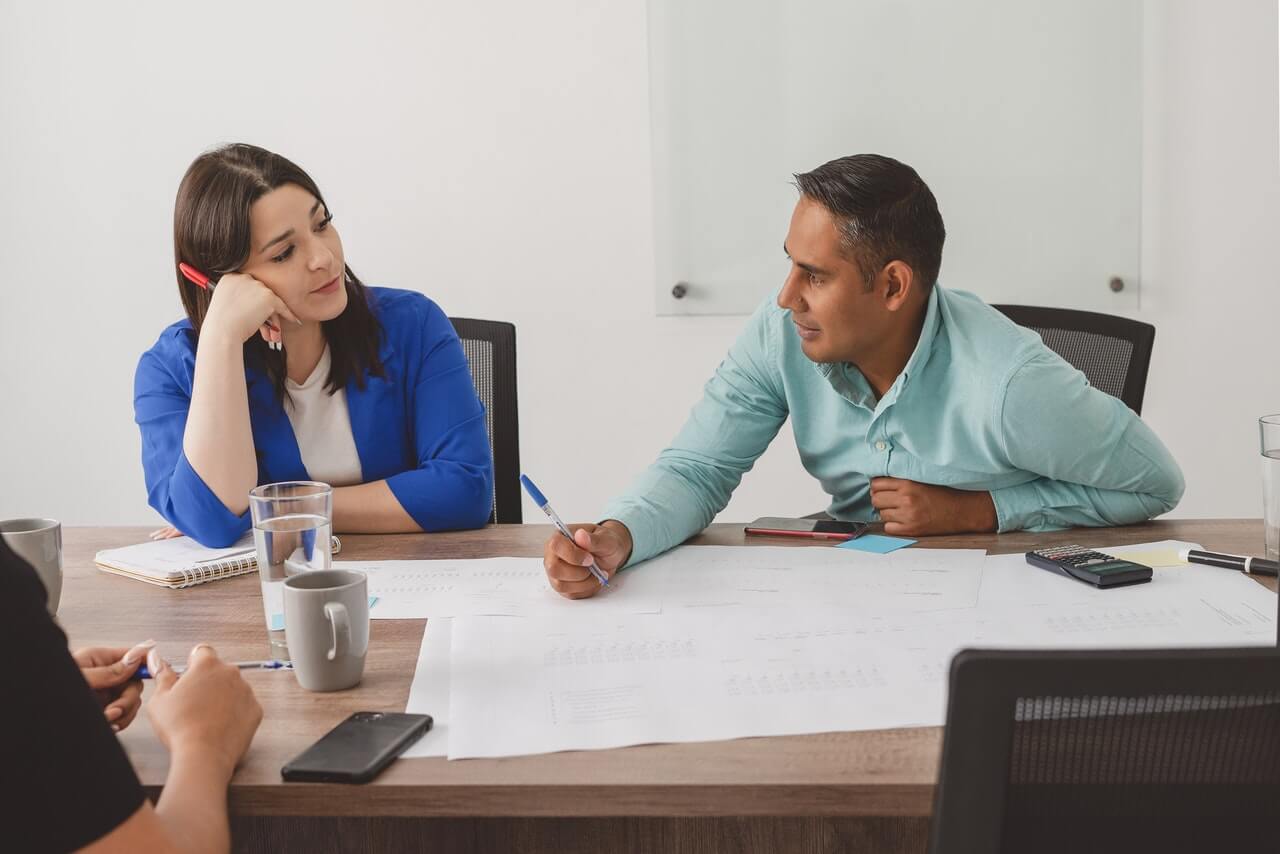 Data Scientist vs. Machine Learning Engineer Choose the Right Path for