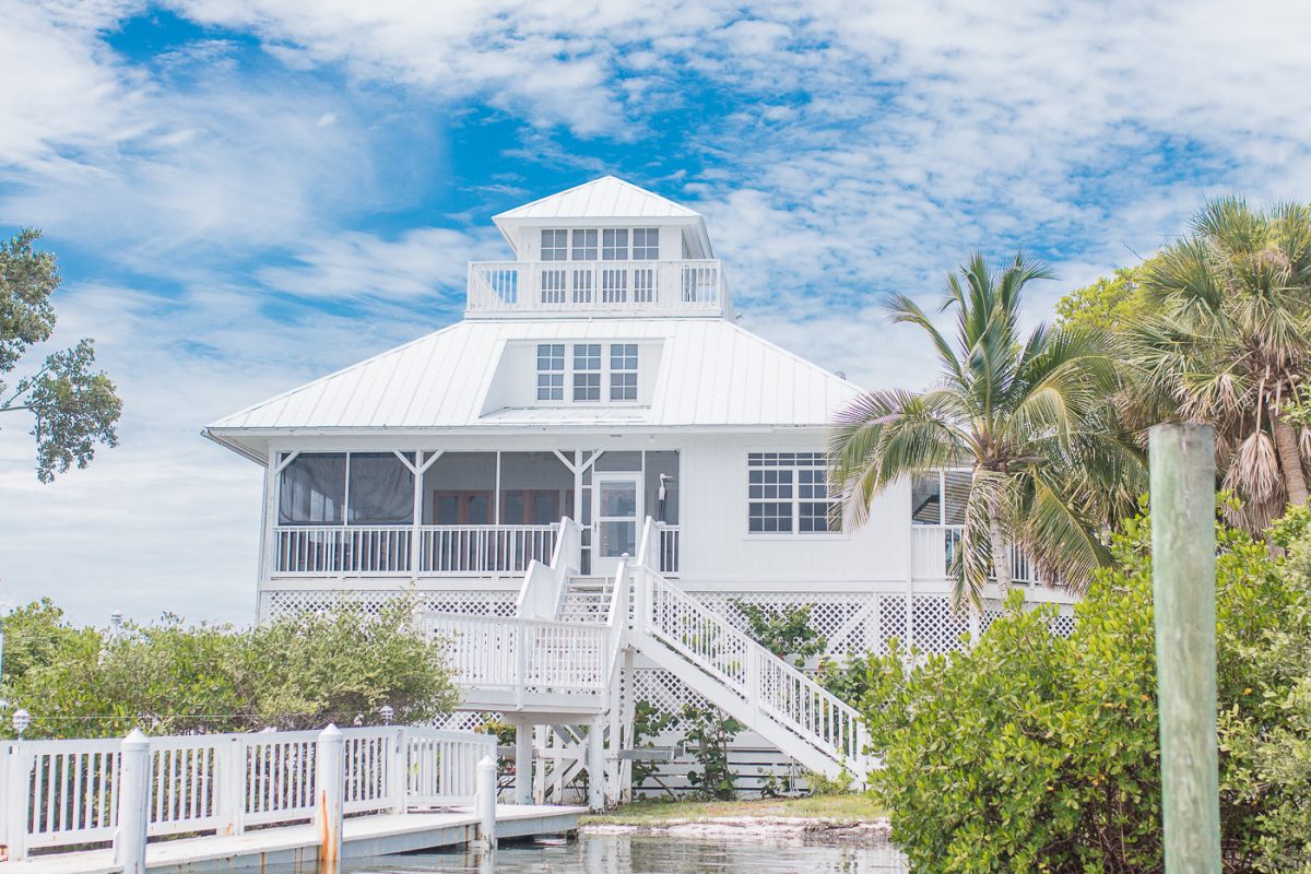 Cabbage Key Florida Jensen's Marina Baubles to Bubbles