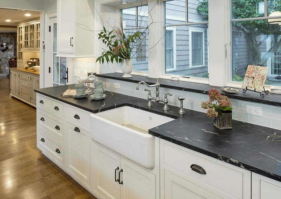 Deep Window Sill Kitchen bmpflow