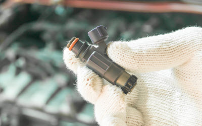 Fuel injector servicing in your BMW by the reliable professionals of