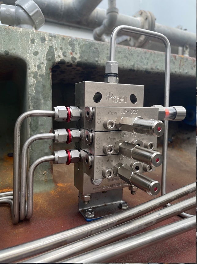 Lubrication System Install Bay Compressor Services