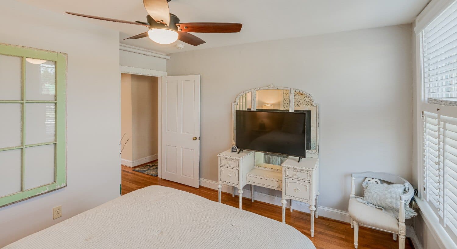 The Captain’s Quarters at Bay Farms Bed and Breakfast in Williamsport MD