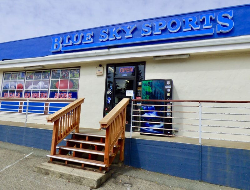 Blue Sky Sports Bay Front Chamber