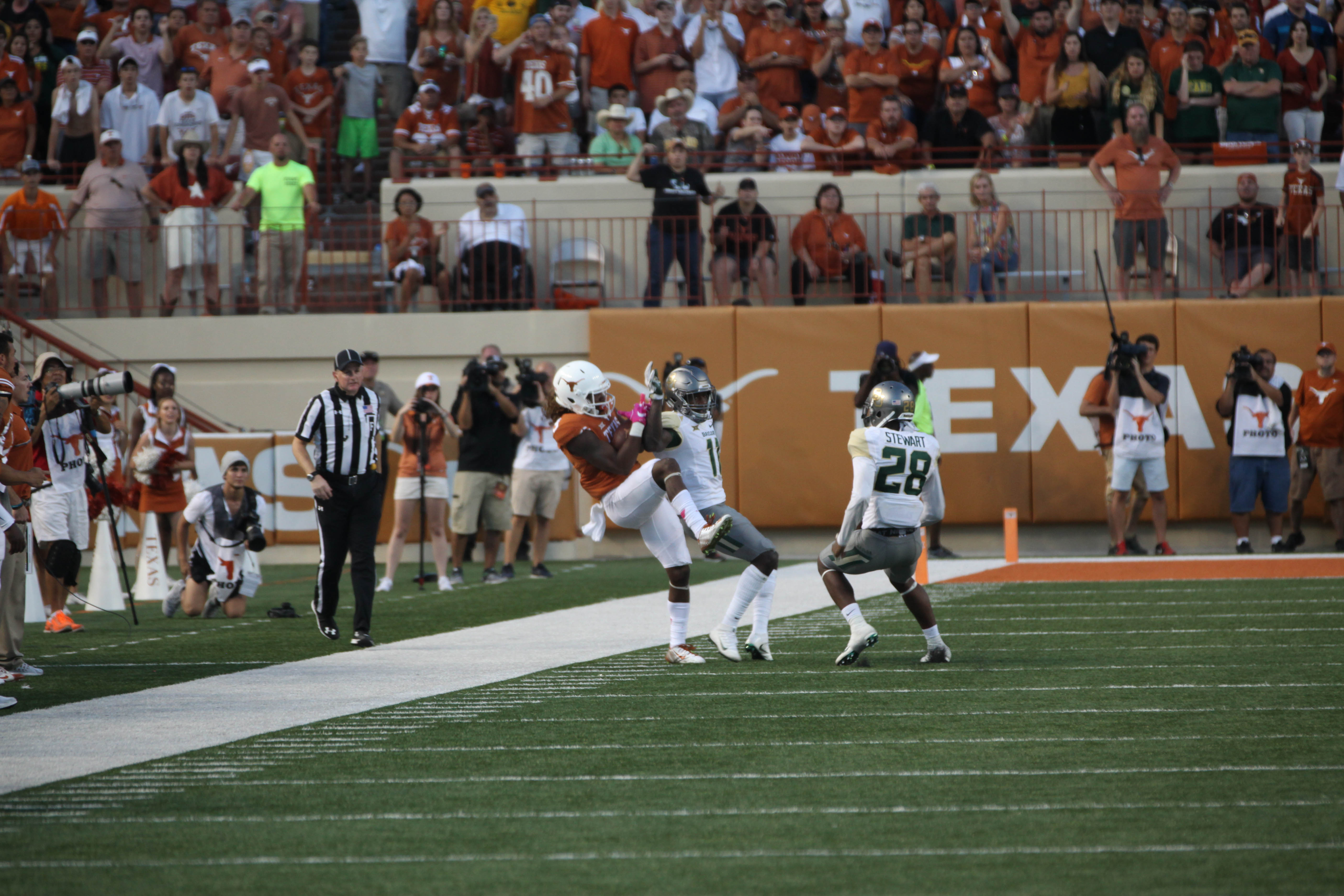 UT vs BU 20161029IMG_7474.jpg The Baylor Lariat