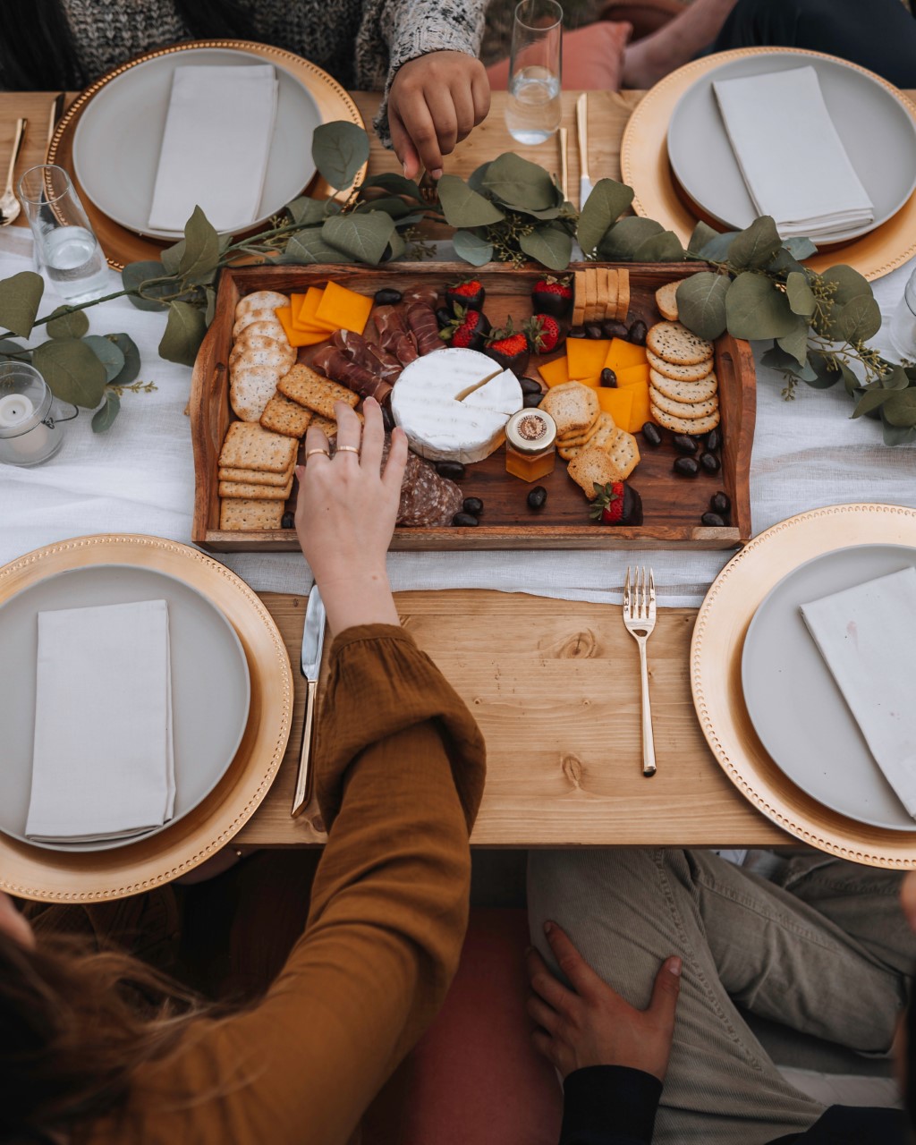 Studentowned luxury picnic service creates techfree connections The