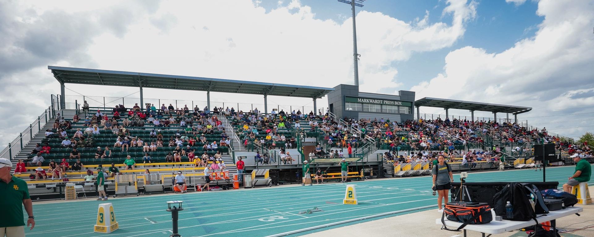 Baylor T&F records 11 wins in last home meet of the season The Baylor