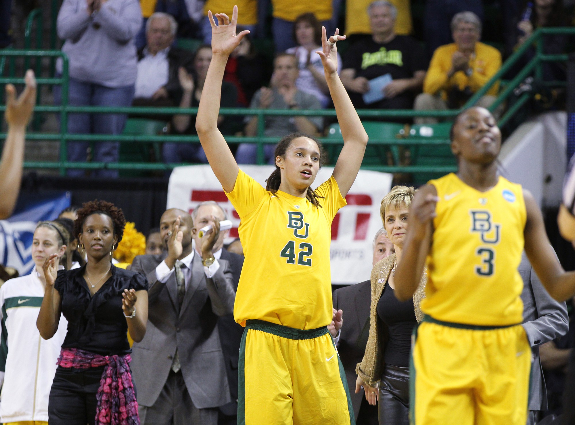 ExBaylor legend Brittney Griner to return to campus for jersey