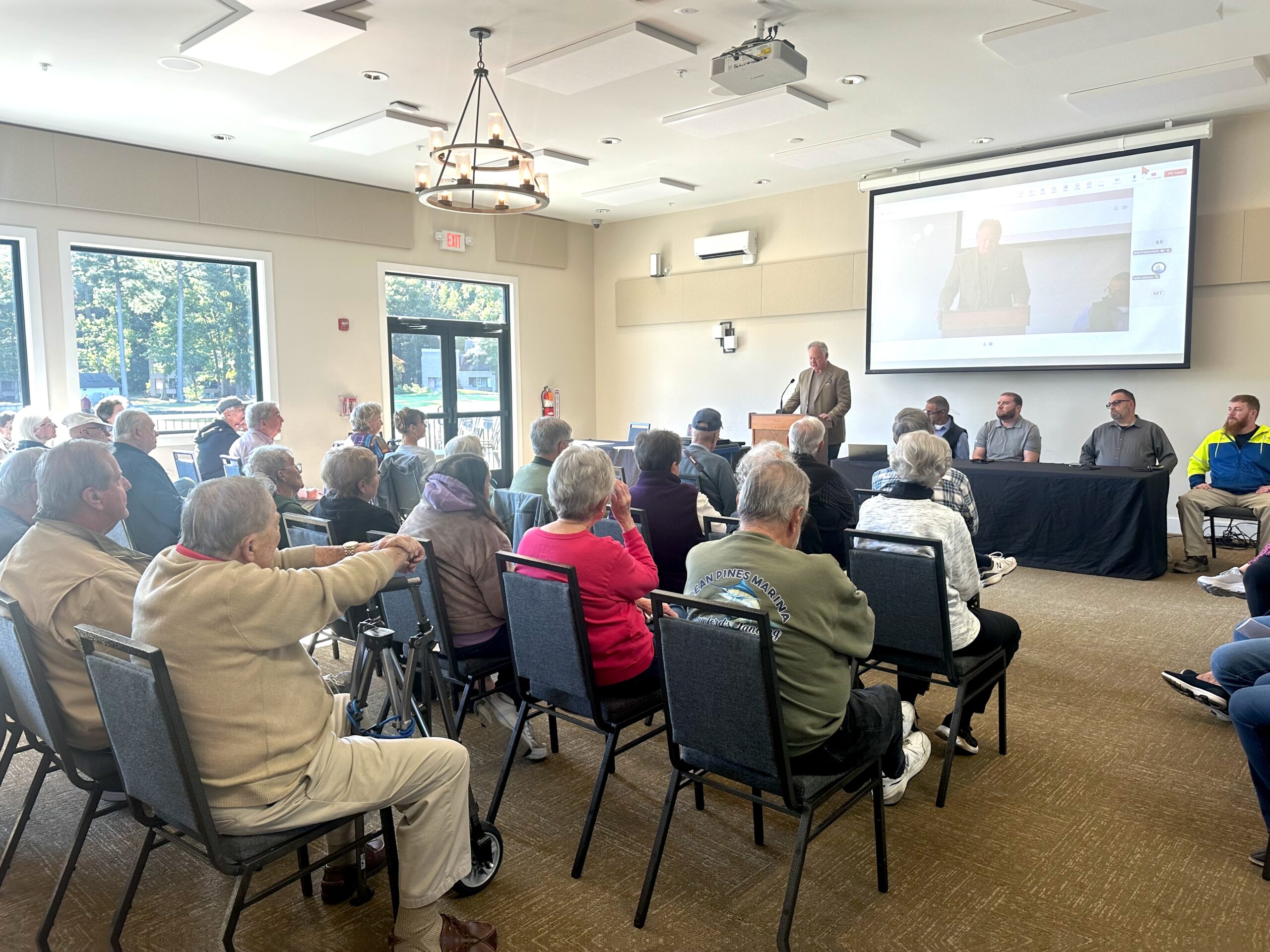 Trash contractor agrees to permit OP customers to use smaller cans
