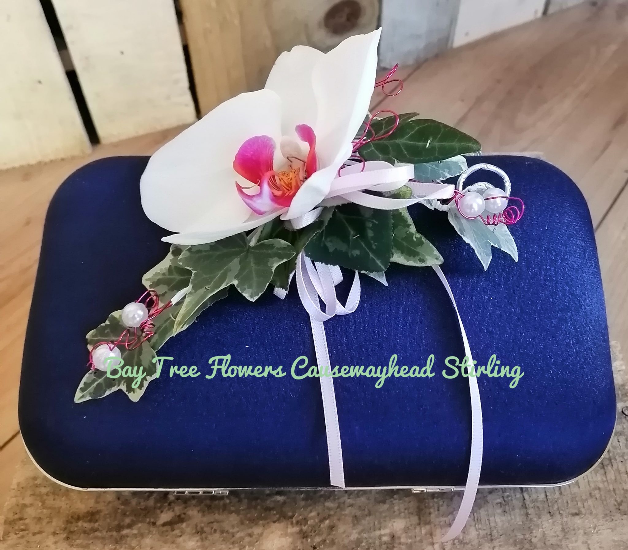 Handbag Corsage Bay Tree Flowers