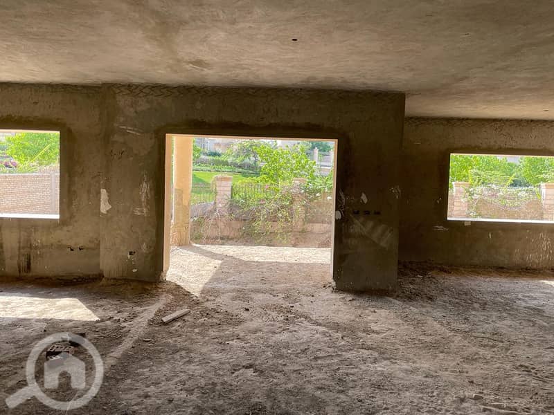 13,000,000/EGP villa for Sale Royal City, Sheikh Zayed 9 images