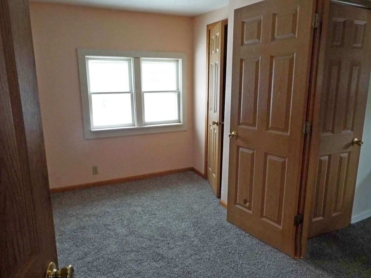 River Rd. Suring, WI 10 acres! BayView Real Estate Inc