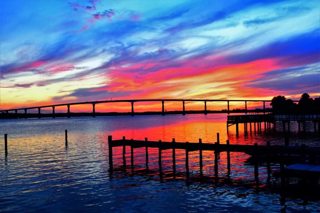 WEEKENDS ON THE WATER/DESTINATION SOLOMONS Bay Weekly