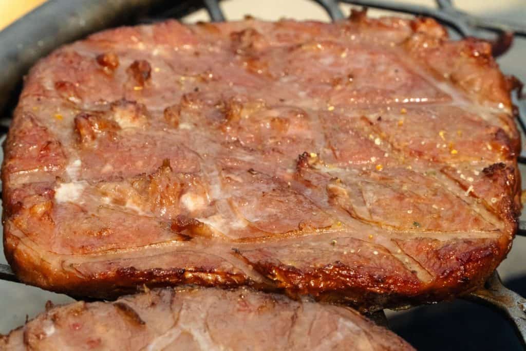 Can Turkey Burgers Be Pink in the Middle and Still Be Safe?