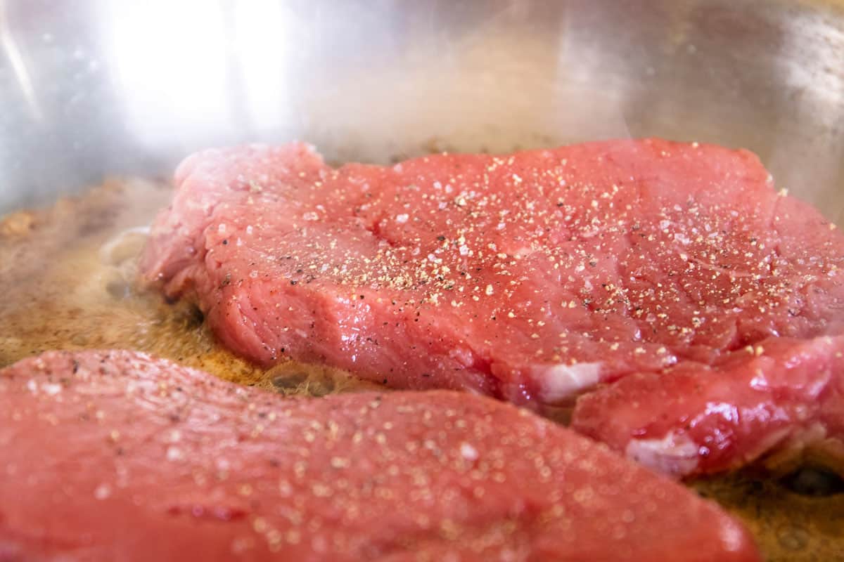 Do You Wash Steak Before Cooking It Or Not—And Why?
