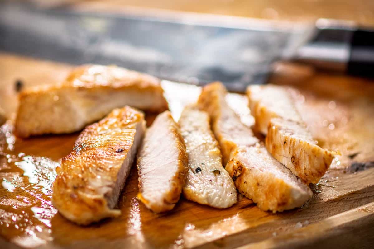 How Long Can Cooked Meat Sit Out At Room Temperature?