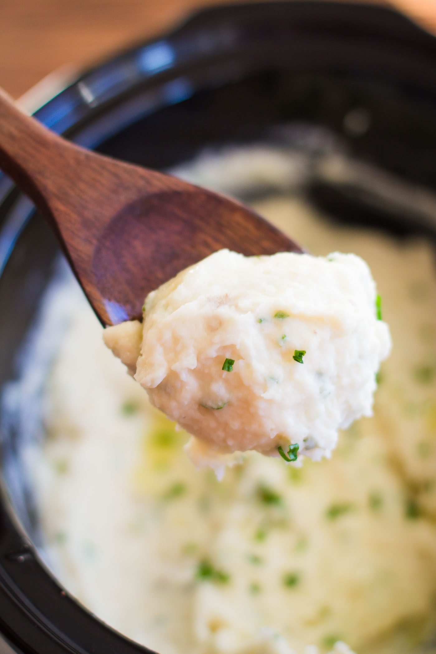 Slow Cooker Mashed Potatoes + a Giveaway B. Britnell