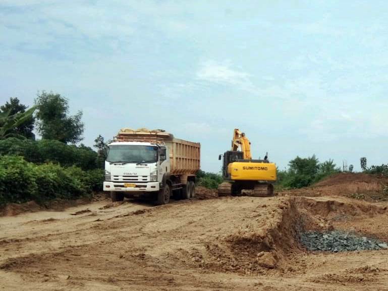 Jasa Urugan Tanah Rental Alat Berat & Armada Tronton PT. BBSP