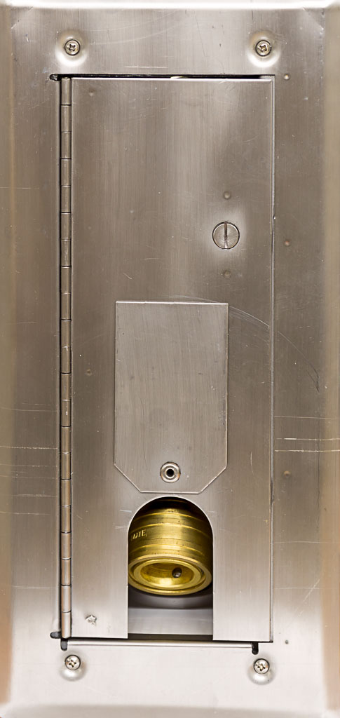 EXTERIOR VERSATILE GAS PLUG™ – Burnaby Manufacturing Ltd.