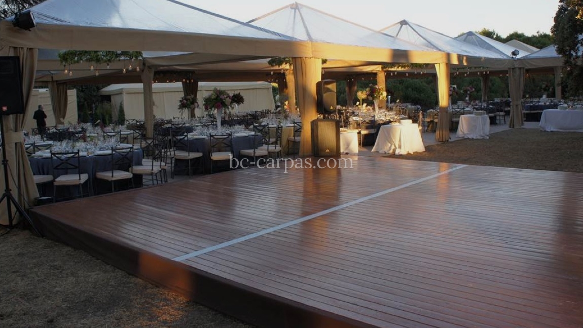 Alquiler de Tarimas para Bodas y Celebraciones BC Carpas