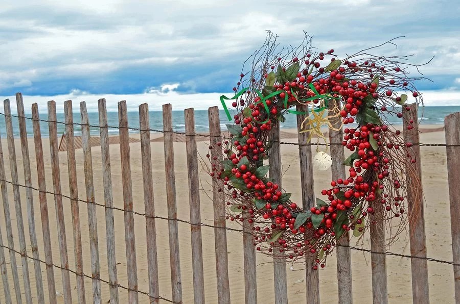 Incorporate Your Fence In Holiday Decorating B.C. Fence