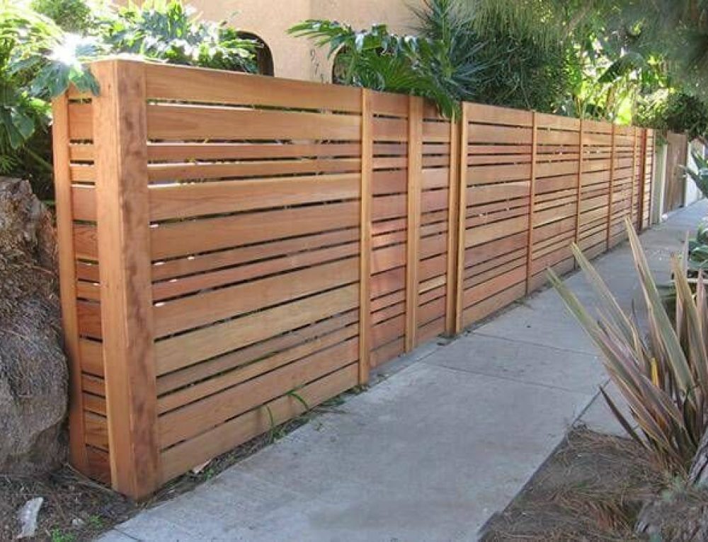 Cedar Fence Vs Redwood Fencing Which wood fence do you choose?