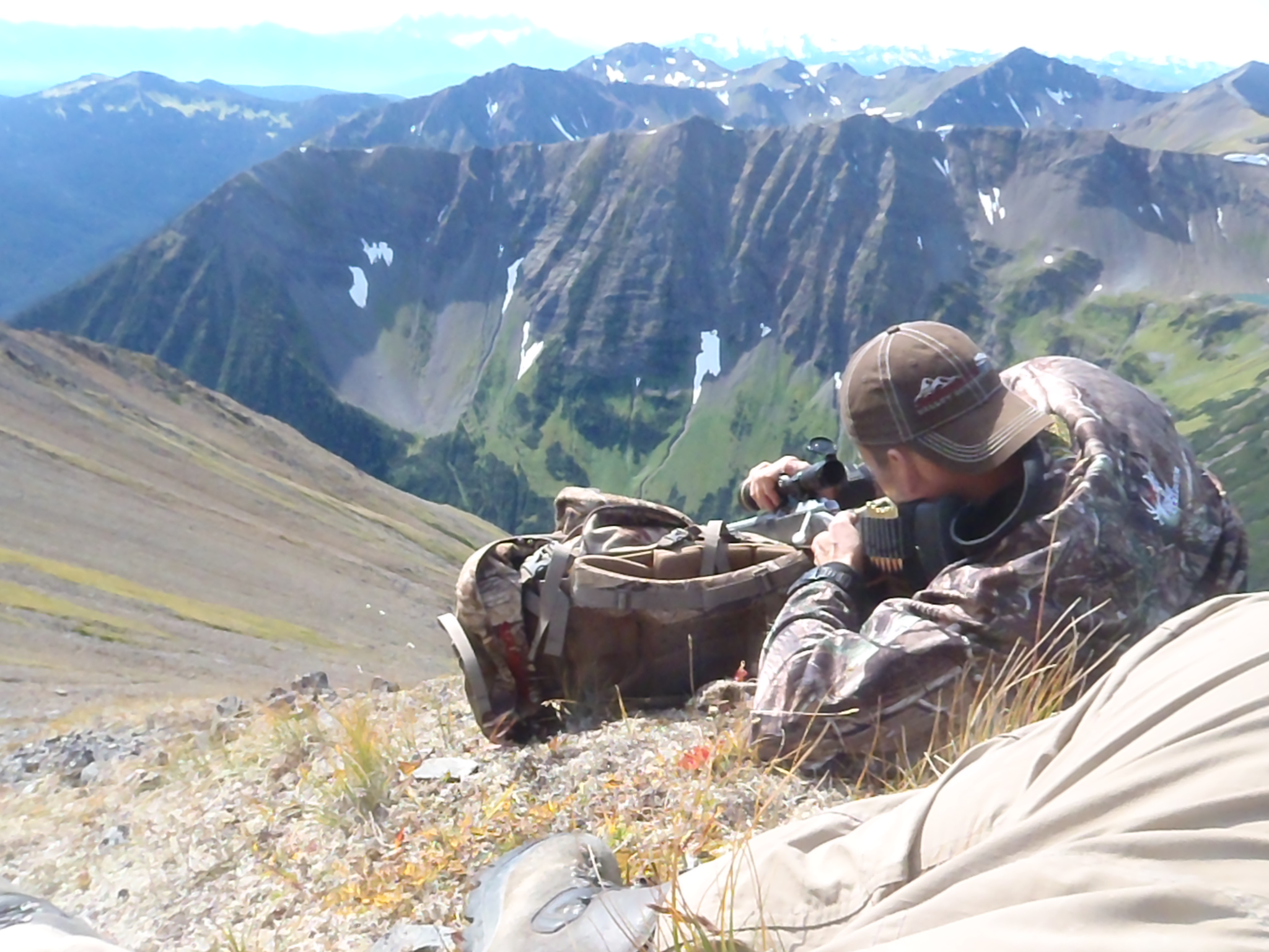 10,000 sq. miles of exclusive BC guide territory BC Guided Hunting