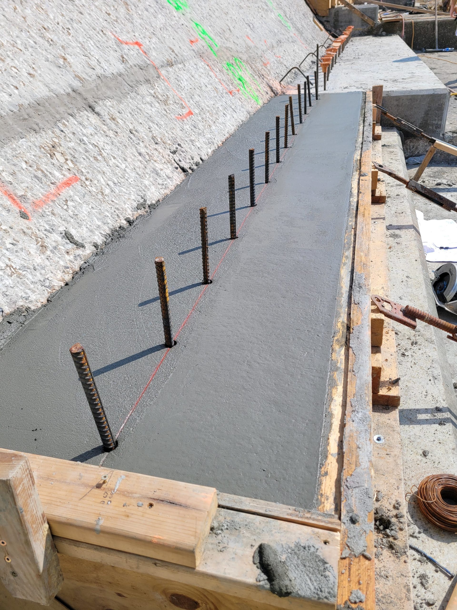 Crab Orchard Dam Spillway Concrete Repairs BCI Construction USA, Inc.